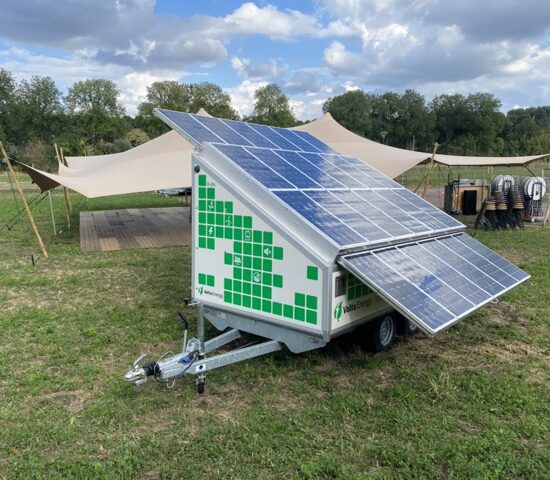 zon aggregaat, accu, groene stroom